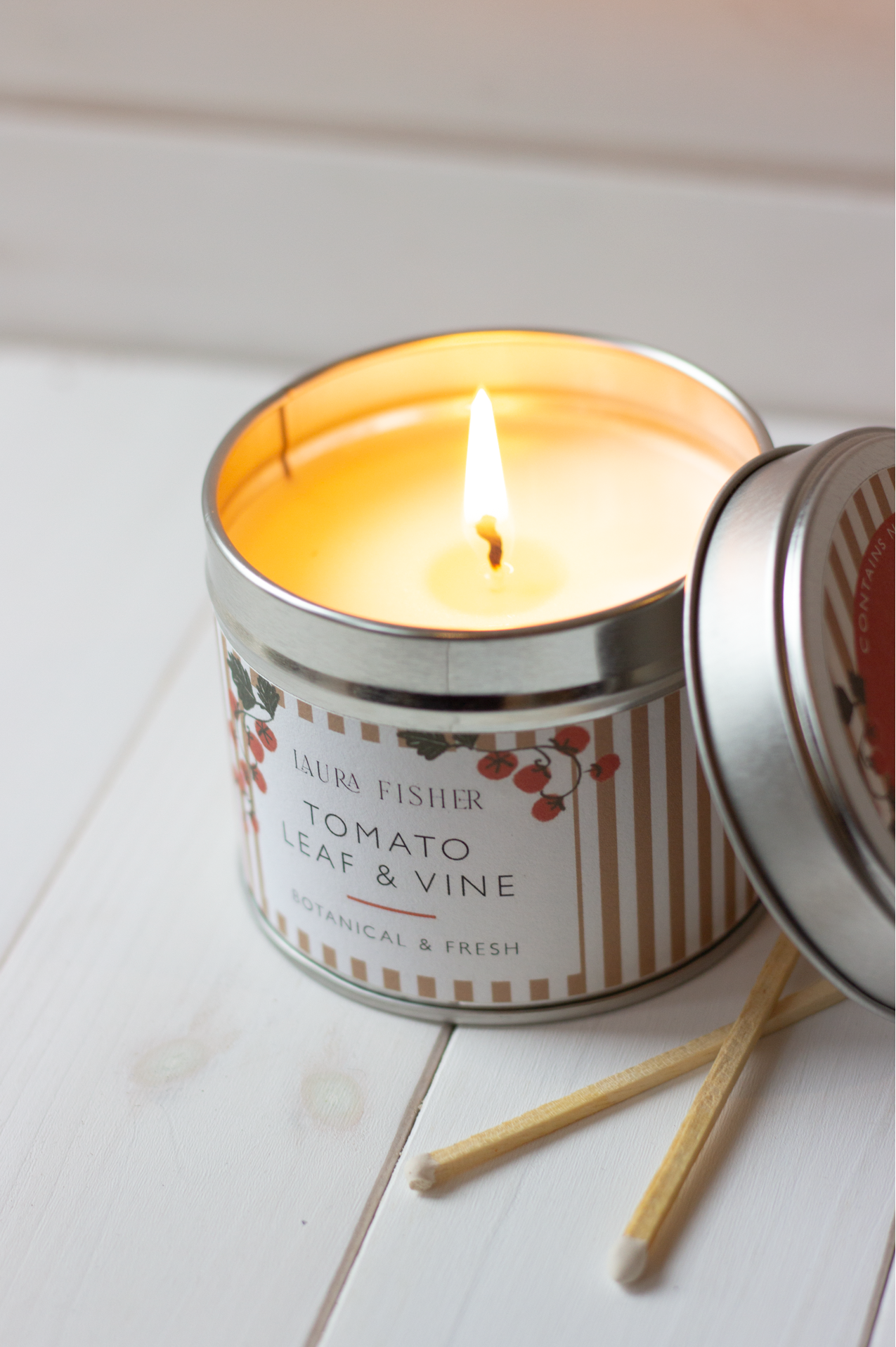Tomato Leaf & Vine Tin Candle