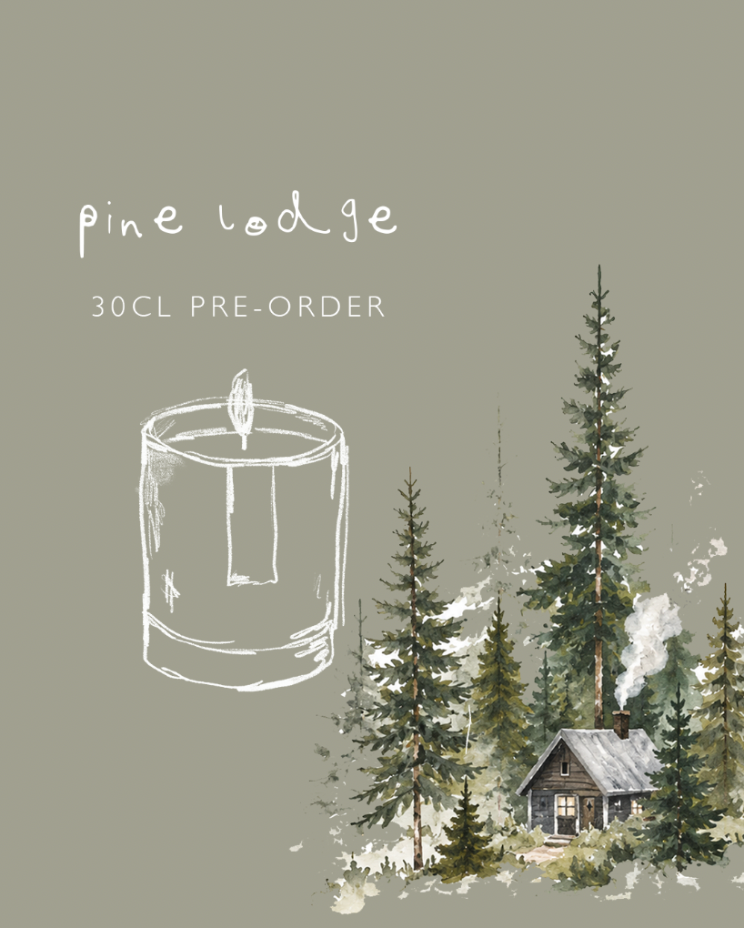 Pine Lodge 30cl Candle